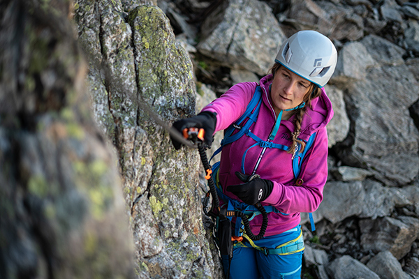 La longe en escalade et alpinisme : choix, utilité, fabrication